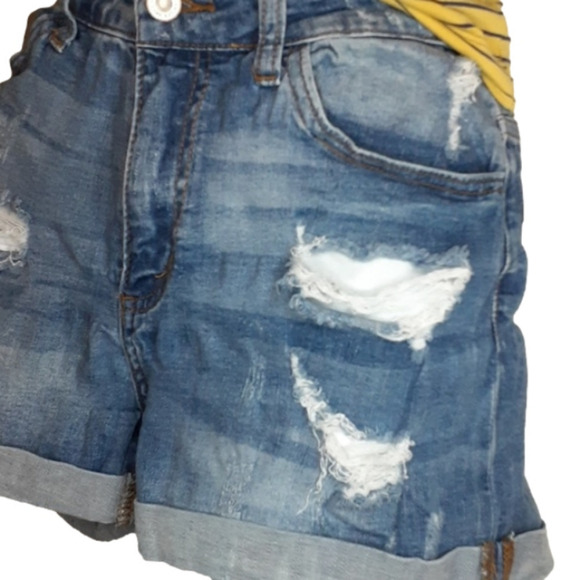 KanCan Pants - 26/27 KANCAN Shorts!